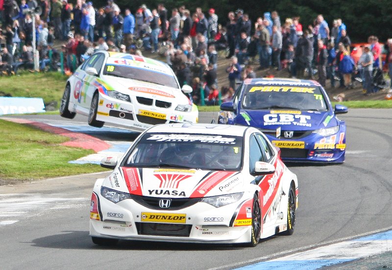 BTCC_races_Knockhill_August_26th_2012 (41).jpg